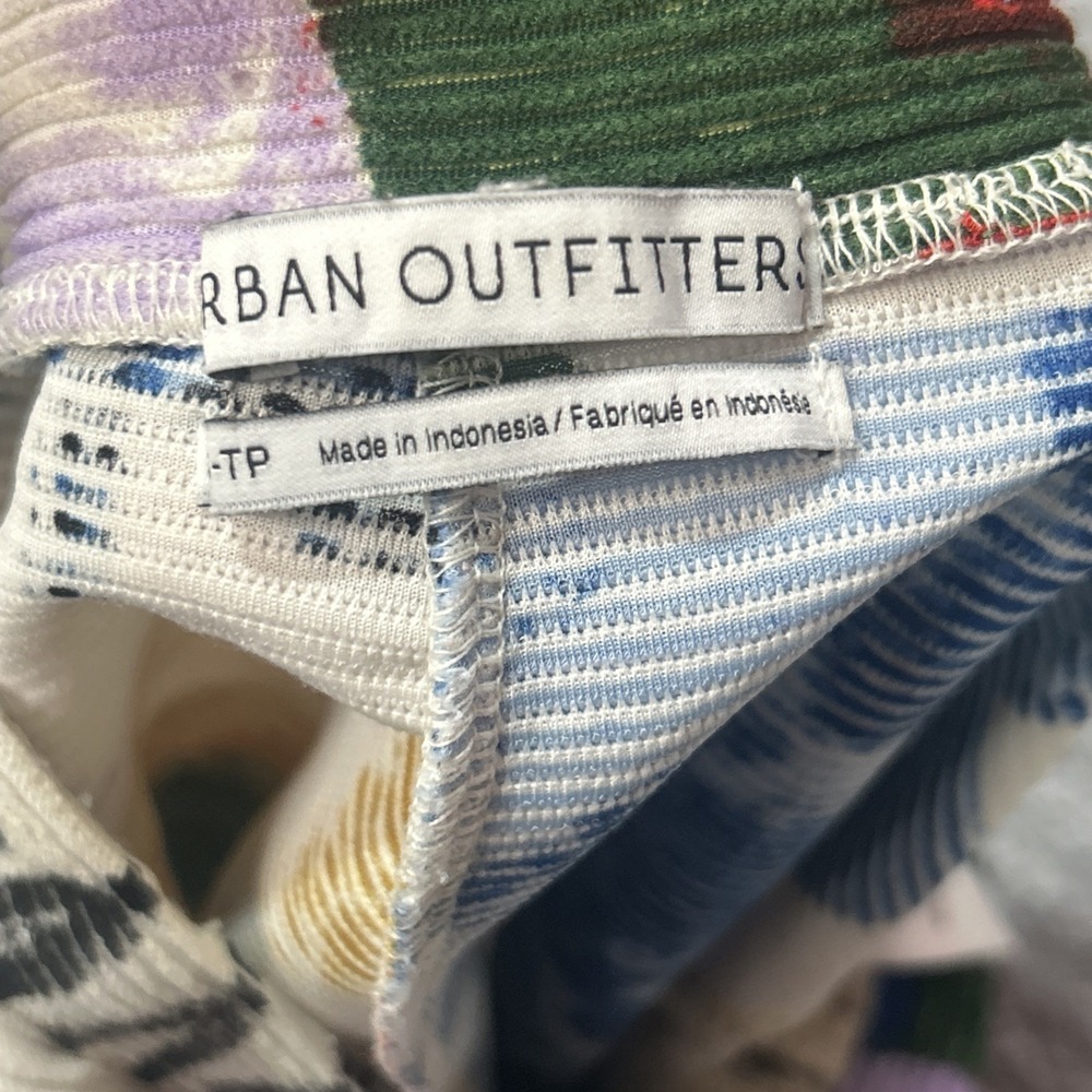Urban Outfitters When In‎ Rome Biker Shorts And Crop Top XS Seen Worn By Ava - Picture 7 of 11